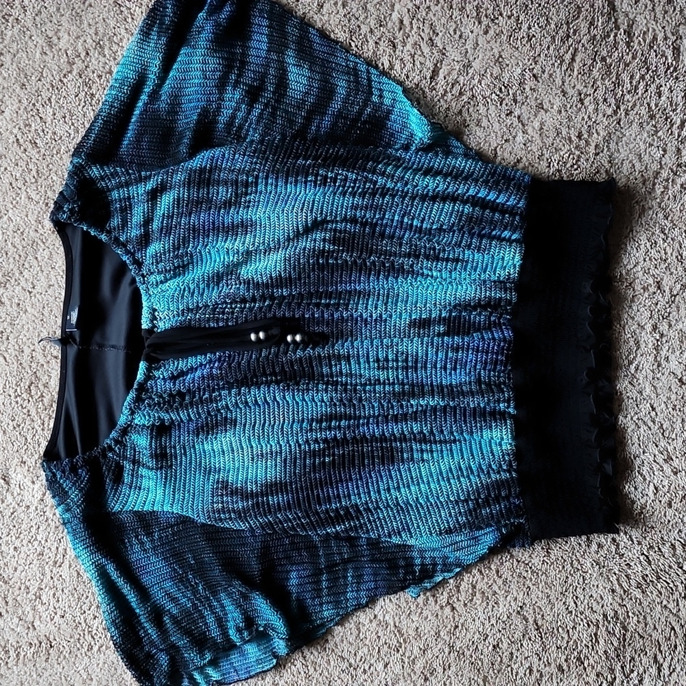 New directions smocked dolman blue top 1x